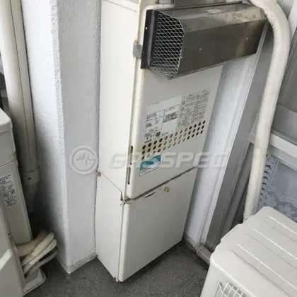 施工前の給湯器（GQ-1627AWX）