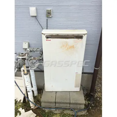 施工前の給湯器（RFS-1616U）