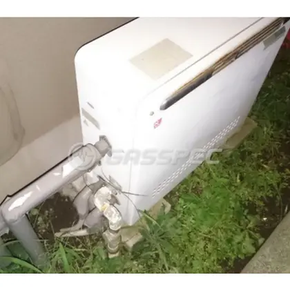 施工前の給湯器（GT-202AR）