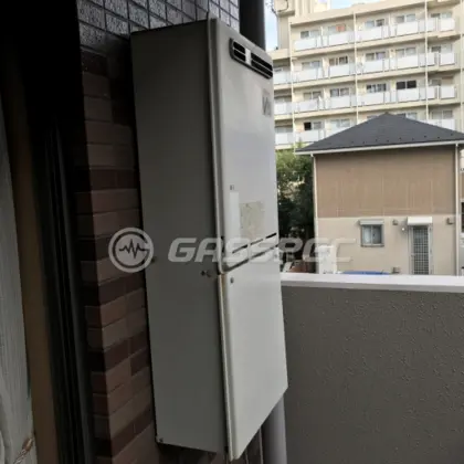 施工前の給湯器（RUF-V2000SAW-1）