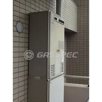 施工前の暖房熱源機（RUFH-2405AW2-3）
