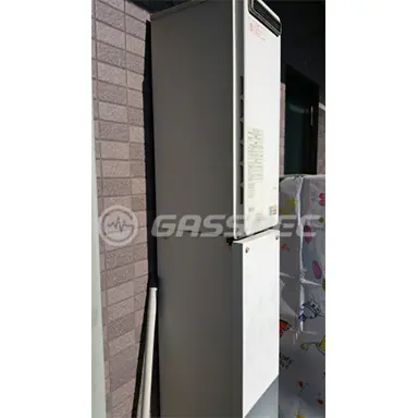 施工前の給湯器（OURB-2051SAQ）