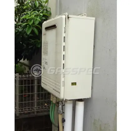 施工前の給湯器（GT-C2428SAWX）