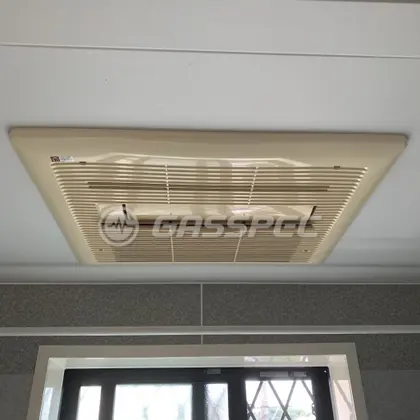 施工前の浴室乾燥機（BBD-3800ACSK-S）