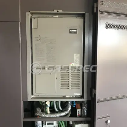 施工前の暖房熱源機（AT-366RSA-AW2Q-H）