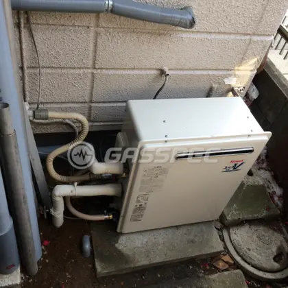 施工後の給湯器（リンナイ RUF-A2400SAG(A)）