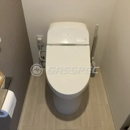 施工前のトイレ（CS363BK/TCF936）