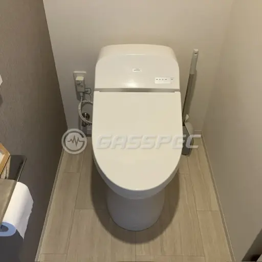 交換前のトイレ（TOTO CS363BK/TCF936）
