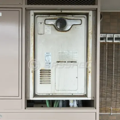 施工前の暖房熱源機（RUFH-V2400SAT2-3）