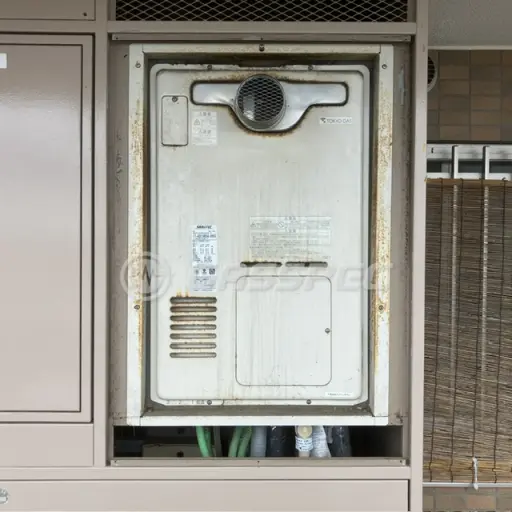 交換前の暖房熱源機（リンナイ RUFH-V2400SAT2-3）