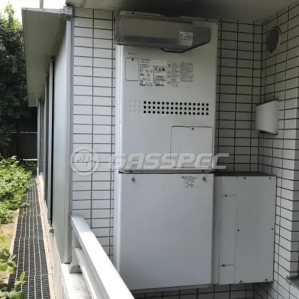 施工前の暖房熱源機（GTH-2434AWX3H-L）