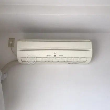 施工前のエアコン（ASE285K）