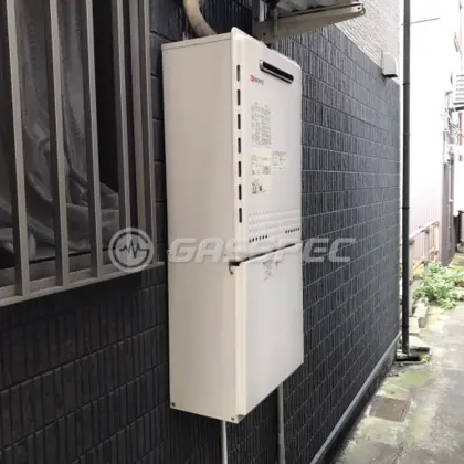 施工前の給湯器（GT-2450SAWX）