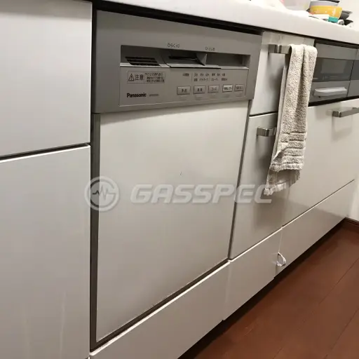 交換前のビルトイン食洗機（パナソニック NP-P45RD2）