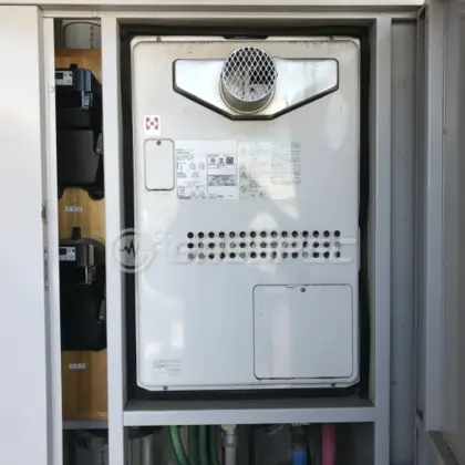 施工前の暖房熱源機（YGM2463RTA6H）