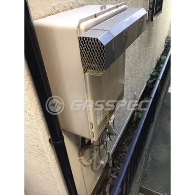 施工前の給湯器（RUF-2405AW）