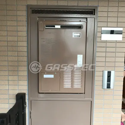 施工前の暖房熱源機（AT-4299ARSAW5Q）