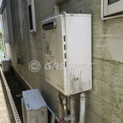 施工前の給湯器（GT-C2432SAWX）
