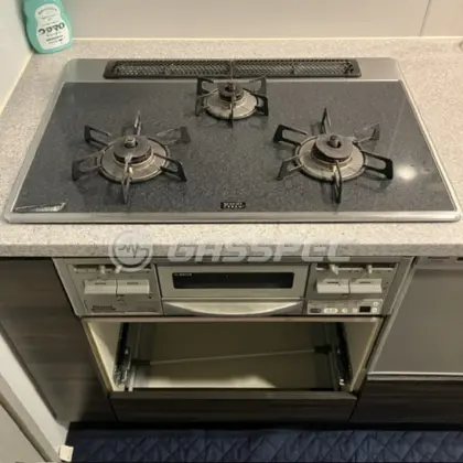 施工前のビルトインガスコンロ（RB71AW3S2R）