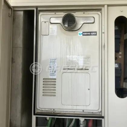 施工前の暖房熱源機（RUFH-V2400SAT2-3）