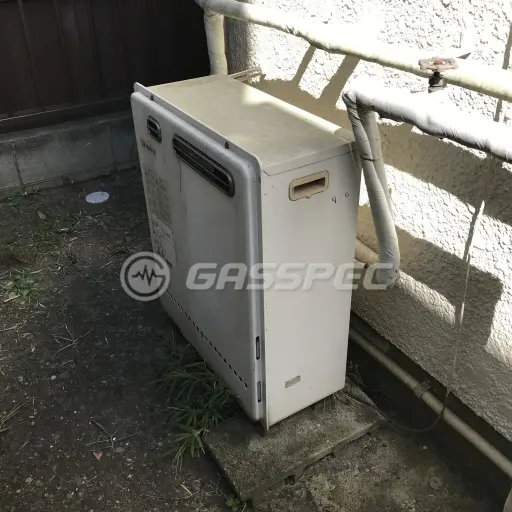 交換前の給湯器（ノーリツ GRQ-1622SA）