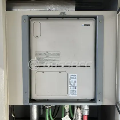 施工前の暖房熱源機（RVD-A2400AU2-3(A)）