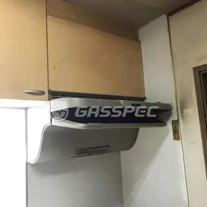 施工前のレンジフード
