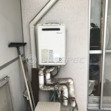 施工前の給湯器（RUX-V1618W）