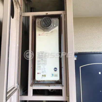 施工前の給湯器（OURB-2051SAQ-T）