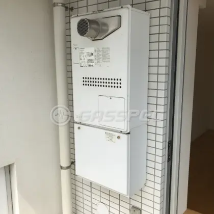 施工前の暖房熱源機（GTH-2434AWX3H-T）