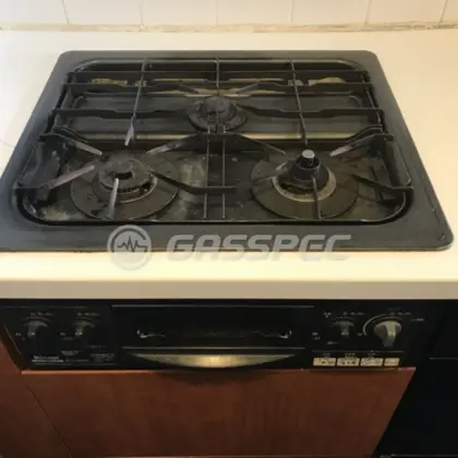 施工前のビルトインガスコンロ（RGF-30B5FR2）
