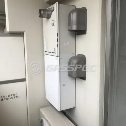 施工前の給湯器（RUF-A1600SAT）