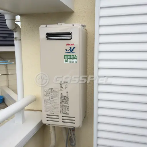 交換後の給湯器（リンナイ RUX-VS1616W-E）