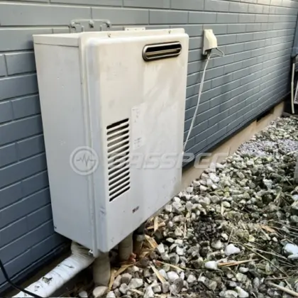 施工前の給湯器（RGE21KA3-SNA）