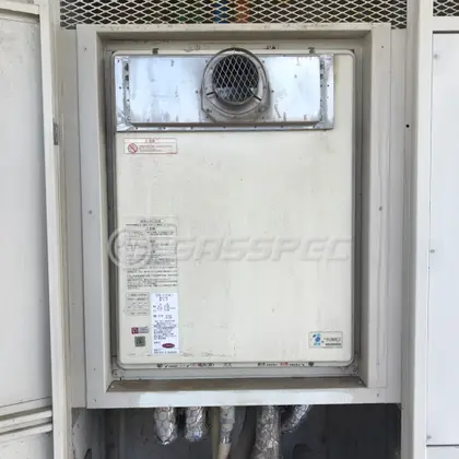 施工前の給湯器（OURB-1650SAQ-T）