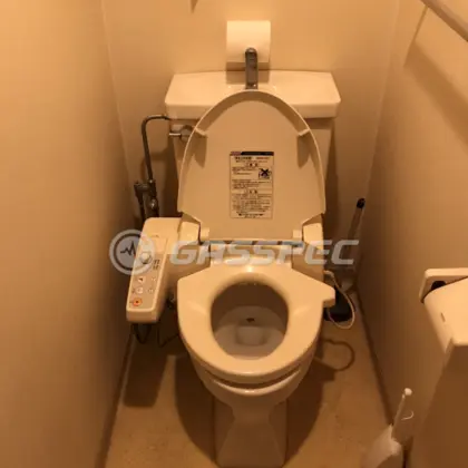 施工前の便座（TCF630）