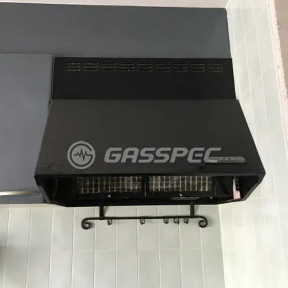 施工前のレンジフード（QG75SB2）