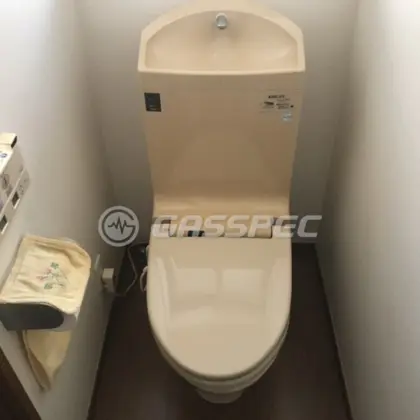 施工前のトイレ（CS87B/TCF9011LER）