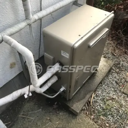 施工前の給湯器（RFS-E2008SA(A)）