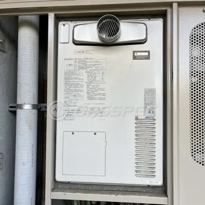 施工前の暖房熱源機（AT-4200ARSAW6Q-56-C）