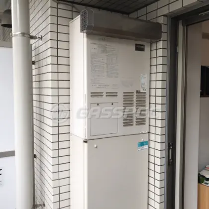 施工前の暖房熱源機（AT-4299ARSAW3Q-F）