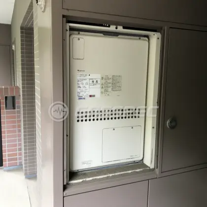 施工前の暖房熱源機（GTH-2413AWXH-H）