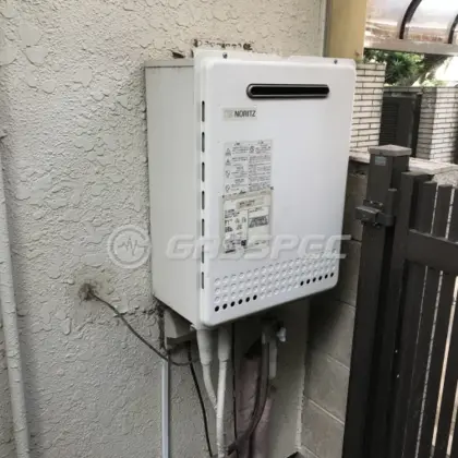 施工前の給湯器（GT-1628SAWX）