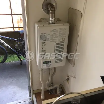 施工後の給湯器（リンナイ RUX-V1615SWFA-E）