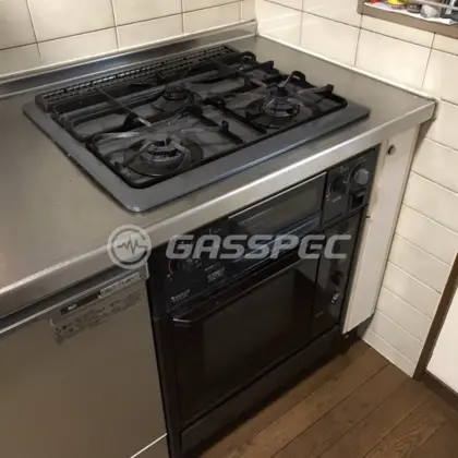 施工前のビルトインガスコンロ（RN-A463KA-HL　RBR-410ED2）