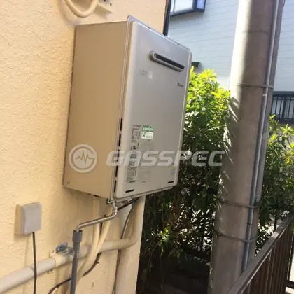 施工後の給湯器（リンナイ RUF-E2405AW(A)）
