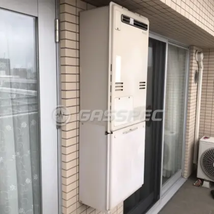施工前の暖房熱源機（RUFH-V2403SAW2-3）