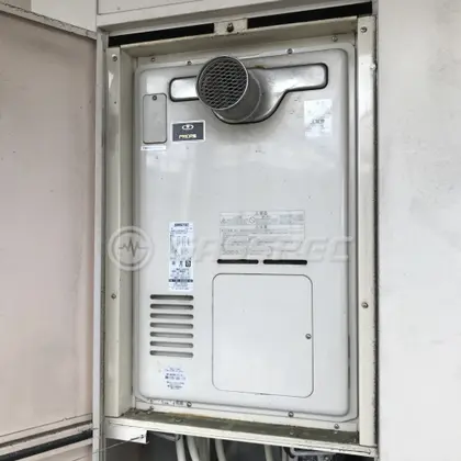 施工前の暖房熱源機（RUFH-V2400SAT2-6）