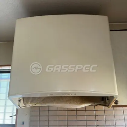 施工前のレンジフード（RH-77ND）