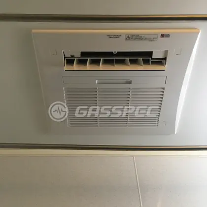 施工後の浴室乾燥機（リンナイ RBH-C418K3P）